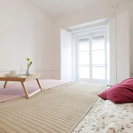 Charming Flat In Bairro Alto * Lisboa